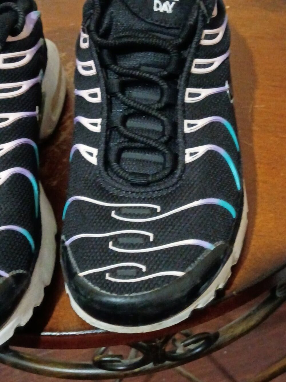Air Max Plus ‘Have a Nike Day’ BQ7224-001 Black Multi Color Size 5Y Sneakers - Picture 8 of 14